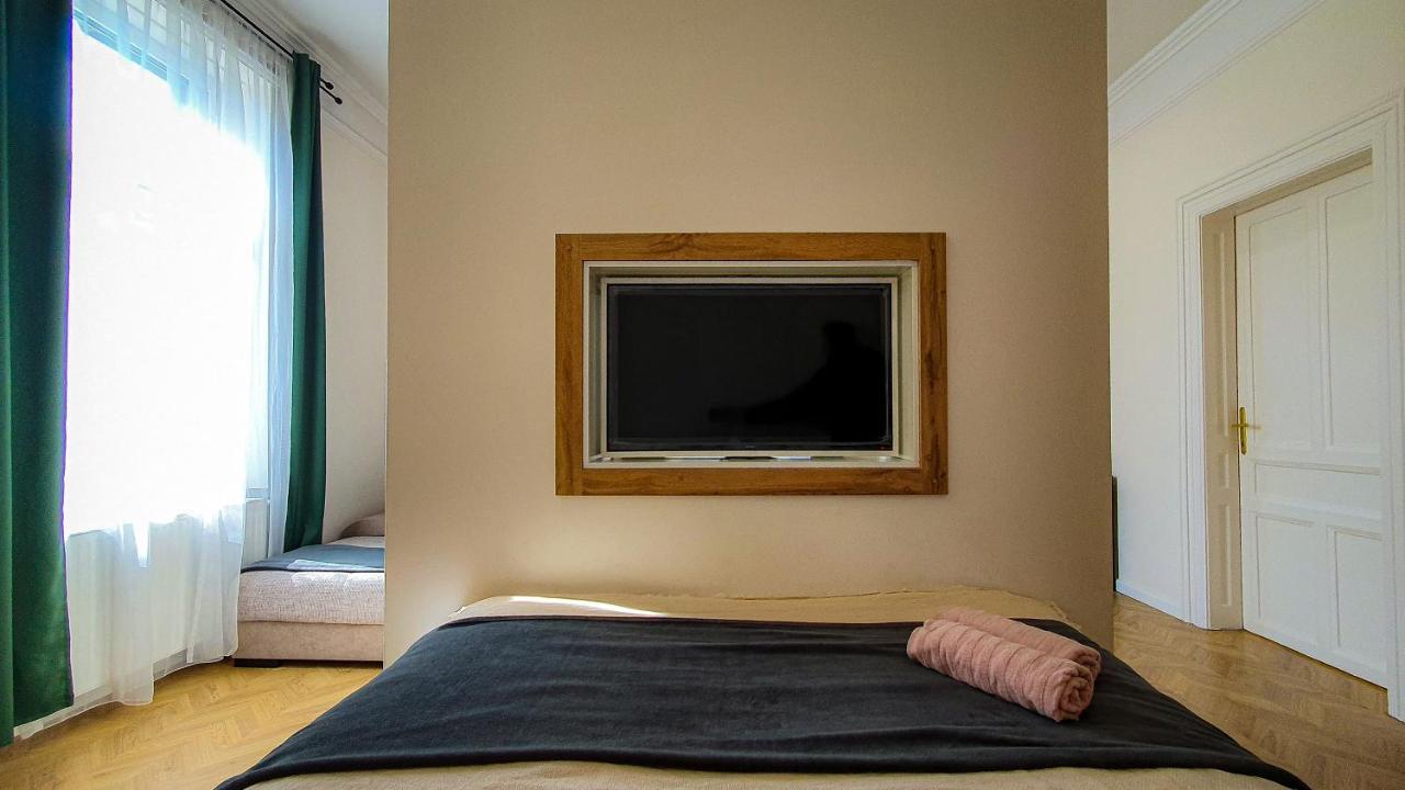 Smaragd Apartman Győr Extérieur photo